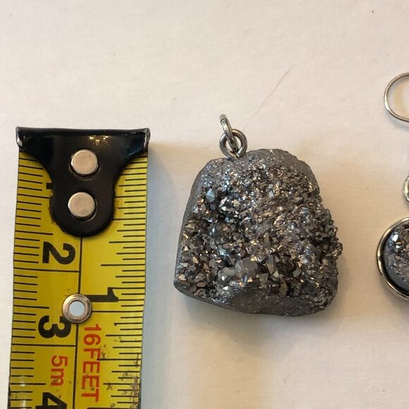 Womens Silver Druzy Quartz Crystal Pendant and Earrings. - Picture 8 of 8